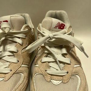 New balance sneakers